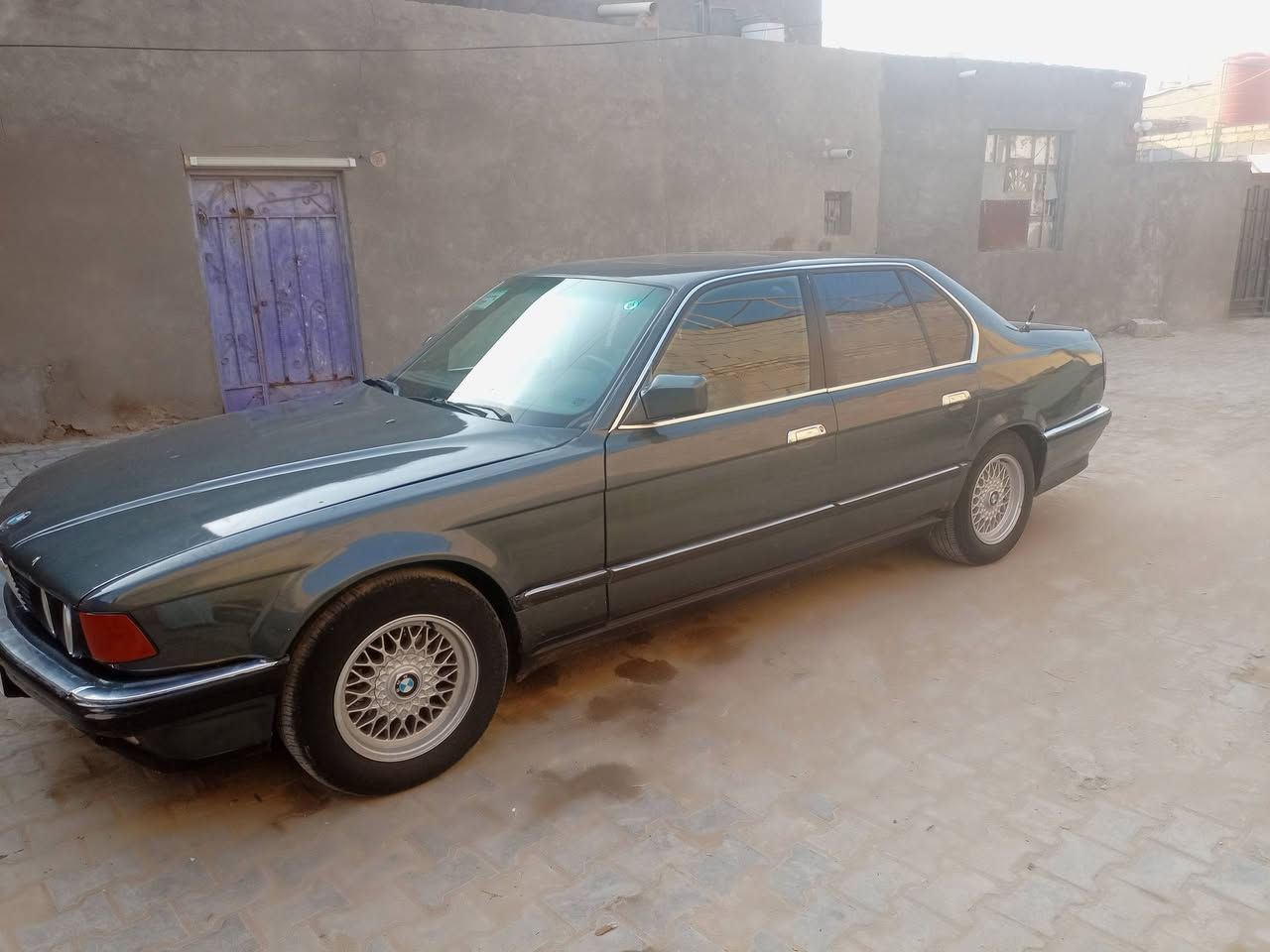 بي ام 735 • ١٩٩٣ • السماوه