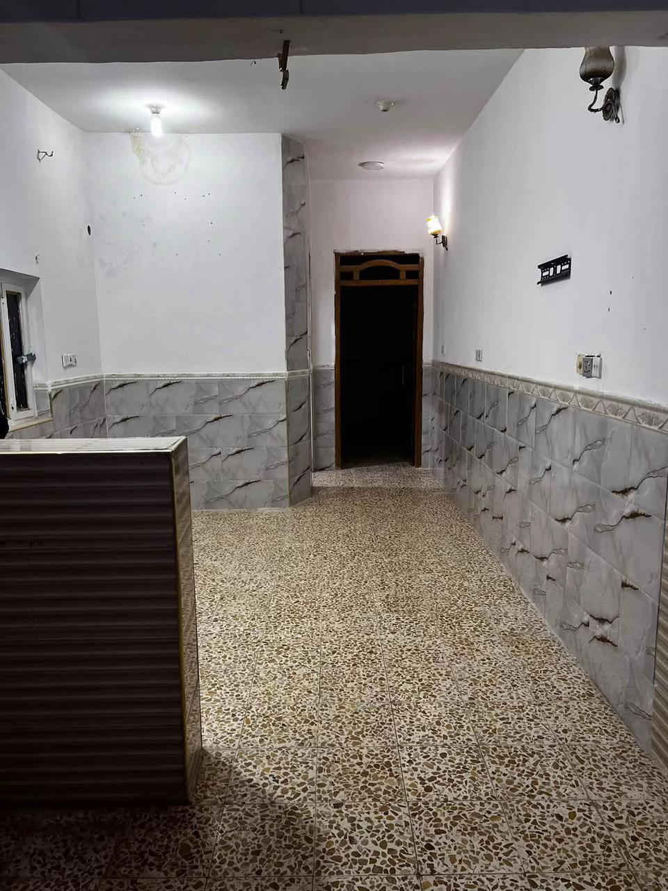 بيت ١٠٠ م طابق ارضي للايجار العنوان :  قطاع 30 شارع المدارس فرع مدرسة للمشكاة  ايجارة ٤٢٥ الف ***********
