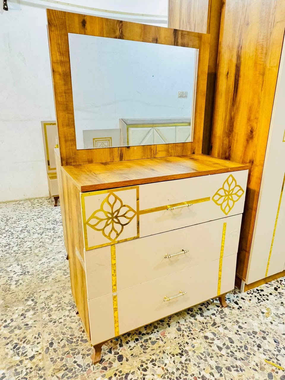 5قطع نظافه فول سعر 400بيع مستعجل نجف شراي خاص
