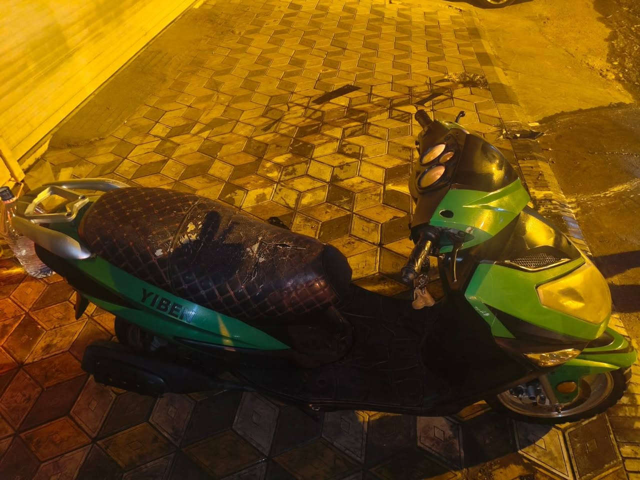 سكنس فحل سرعه ١٤٠ مكينه ١٥٠ سي سي نضيفه جاهزه كهربائيات جاهزه ٤٠٠ سعرهه 
***********
