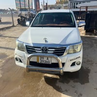 هايلوكس • ٢٠١٥ • رقم انكليزي