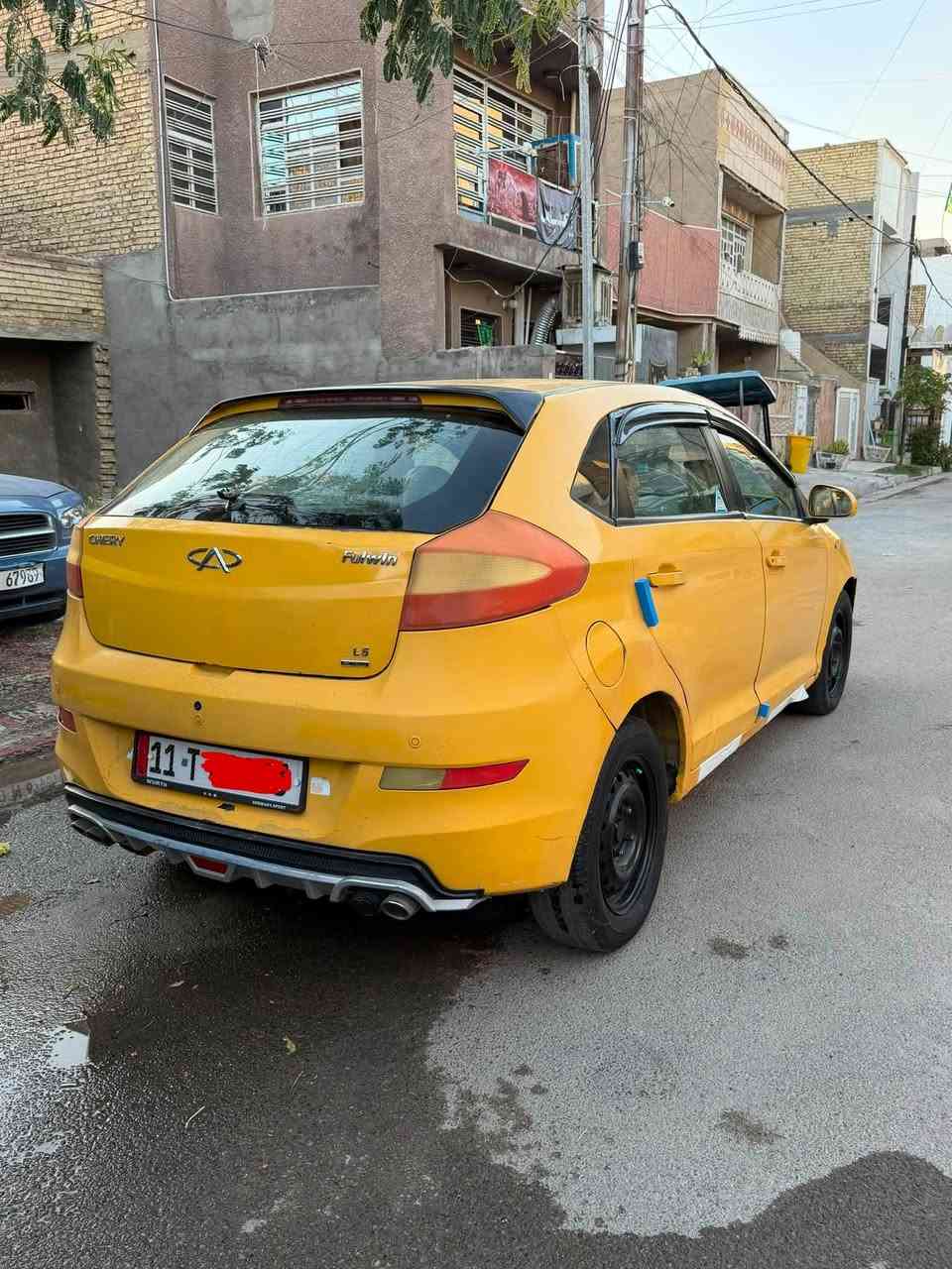 سلام عليكم للبيع فقط
شيري فلاوين موديل 2013 رقم بغداد انكليزي باسمي تحويل ثاني يوم 
السياره حلوه ونضيفه وخير من الله 
كهربائيات حلوه  
سعرها 26
مكاني بغداد الشعب 
*********** واتساب رصيد
