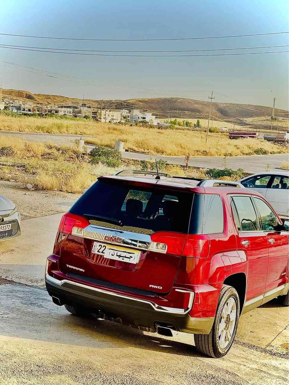 جمسي تيران 2017 SLT 
فول 1/1  6 سلندر-فتحة سقف سلايد-دفع رباعي 4x4-صندوق كهربائي شفط-كشن جلد و كهرب و هيتر-مرايه رادار جانبي-تحكمات استيرن تحديد سرعة 
صبغ السياره قطعتين شواصي سليم و ارباك سليم
رقم و سنوية جديد شرط تحويل مباشر
السيارة نضيفة و جديده و جاهزه 
گير و محرك و تبريد شرط 
سعر 118 ورقة
هنوان قضاء بردارش / دهوك
تلفون واتساب 
*********** الحمدانية, نينوى
