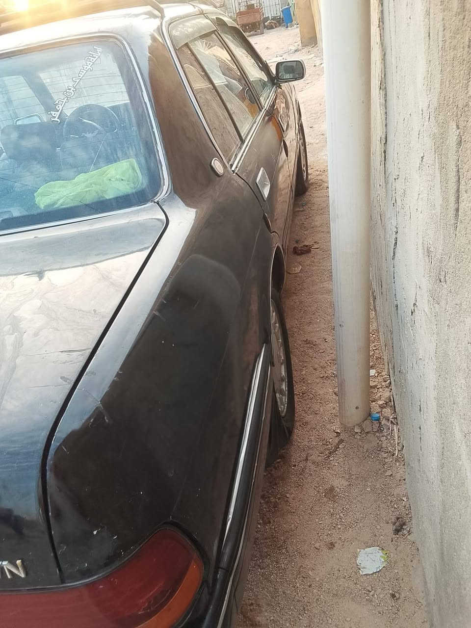 السلام عليكم ارنب تويوتا للبيع موديل93  اسود غيرمحدد رقم بصره بسمي سنويه 2030 مكفوله من كصه ونقل
كير مكينه فيفيتي جديد حداده امامي جديد مع دبلات صار شهر من بدلت
سياره مال جناي وجرفته حلوه 
للمعلومه السله مو للبيع
عنوان البصره القبله سعر 50
رقمي ***********بيه وتساب
