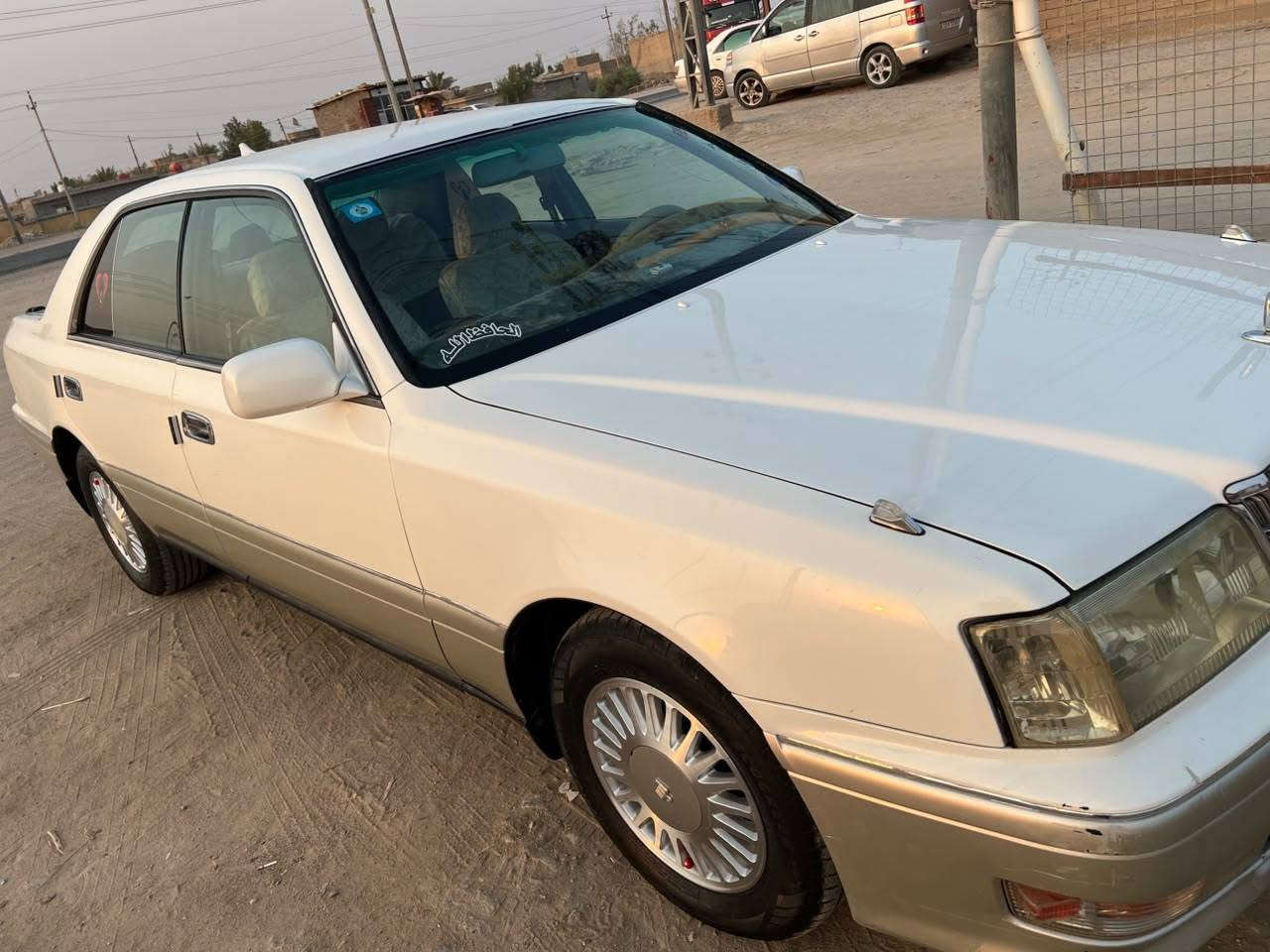 راس الثور فلات موديل ١٩٩٥
سياره كفاله عامه ما عده مسستمه 
كفاله من ضربه ونقل ولكصه 
سياره بيها مكينه وكير خير من الله 
تبريد كهرباياتً كلها شغاله وجديد 
تخم تاير ويل جديد رقم بصره رقم دولي بسمي 
المكان سياره البصره القرنه 
سعر سياره ٩٣
رقم الهاتف***********
