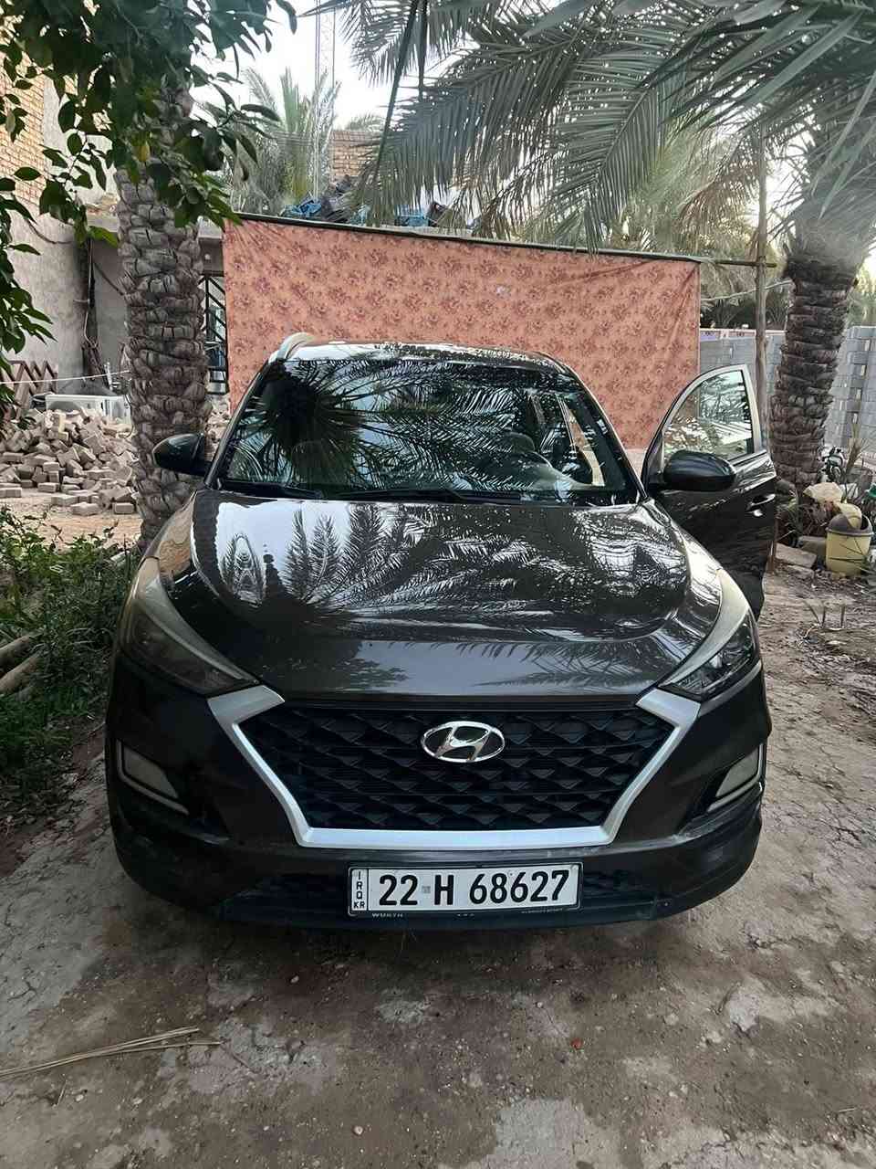السلام عليكم توكسان موديل ٢٠ امريكي حادثة موضح بالصوره فقط جاملغ صبغ  بدون دواخل رقم اربيل راعيه من كربلاء يريد تحويل  مكاني طوريج ***********

نص مكتوب في الصور:
- nal bid: $9975 IAAI Timed 29425426 en.bidfax.info