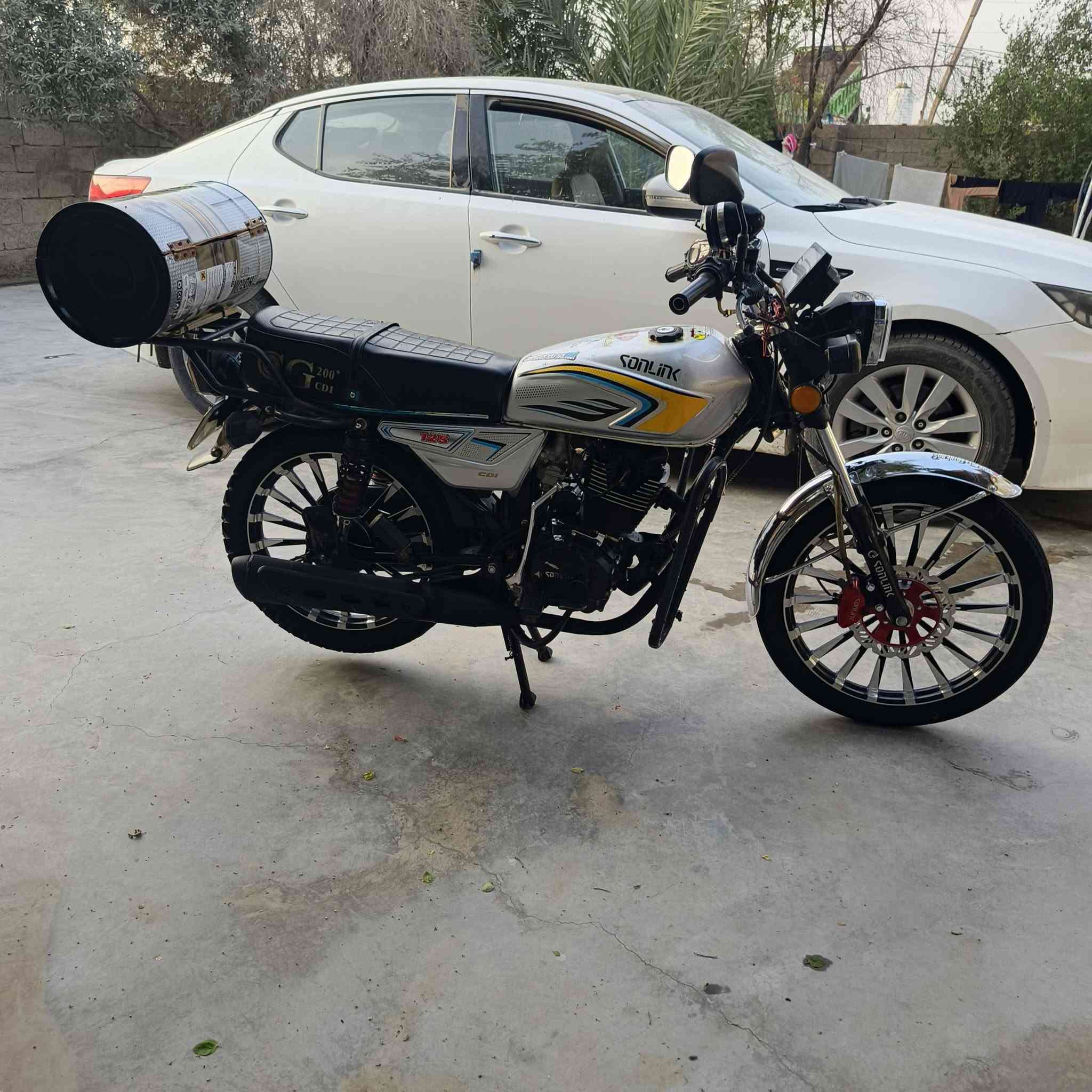ايراني • خمسه كير • ٢٠٢٥