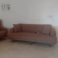 تخم10مقاعد استعمال قليل جدا سعر 700الف عنوان بغداد شهداء البياع رقم بي...