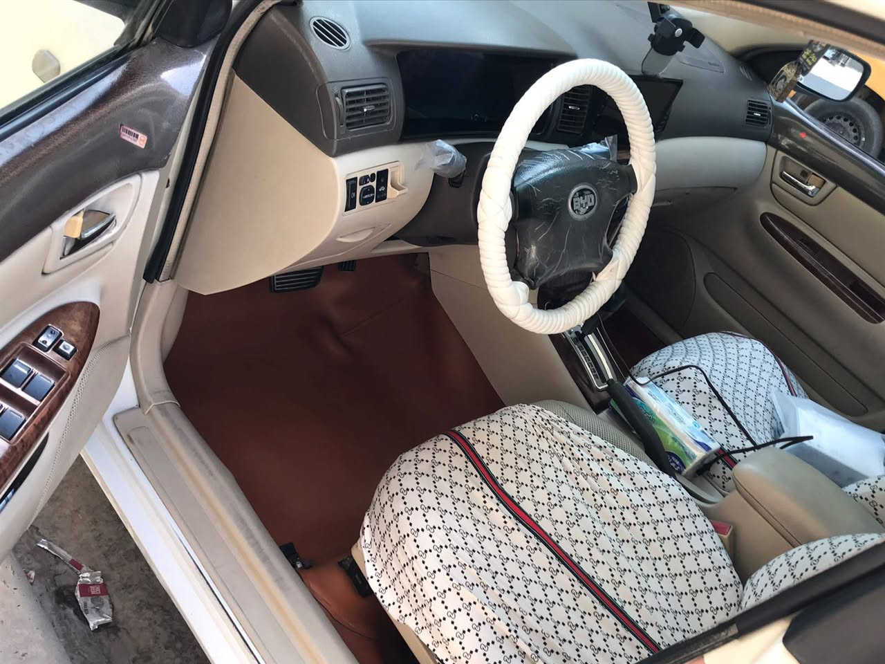 بي واي دي F3 • ٢٠١٢ • اوتوماتيك