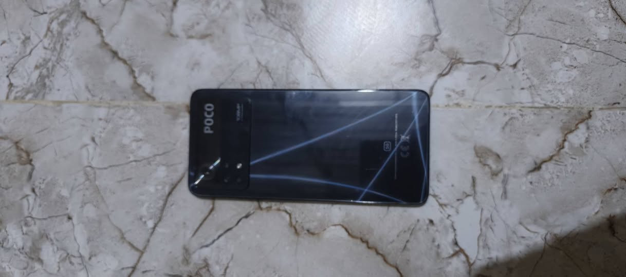 سلام عليكم جهاز بوكو POCO X4 Pro 5G جهاز كلة نضيف 88/100 السعر200وبي مجال المكان ديالى شهربان رقم ***********
