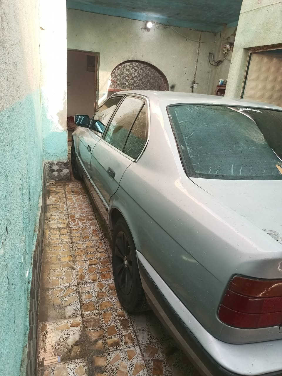 بي ام دبليو 525 • موديل ٨٨ • راعيه نجف