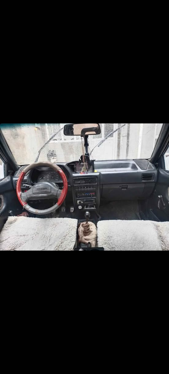 هونداي فيرنا ١٩٩٢
كير عادي مكينهة بروتون تبريد و تدفية
صبغ عام للجمال سيارة نقص مابي
سنوية منتية لازم تجديد
.
.
هونداي فيرنا موديل ١٩٩٢
كير عاديه مكينه ي بروتونه تبريد و كه رمي ايش اكا
زور بي عيبه تنها سه نه ويكه ي كونه تازه كردنه وه ي اوي
*********** واتس اب
*********** كركوك, العراق
