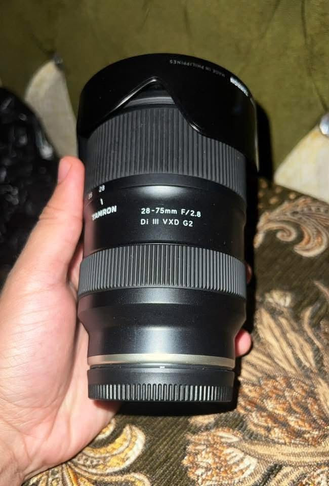 عدسة تامرون 28-75 f2.8 الجيل الثالث نظافة 99‎%‎ بسعر مناسب للاستفسار ***********
