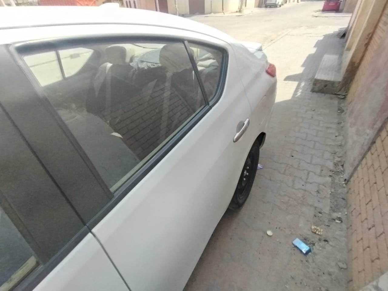62300
موديل 24
بيعا ضربة بالباب الخلفية
ودحجة بالجاملغ الوره
وشخط من الطول للطول بالصفاح مال السايق معجون. رقم بغداد

زلسنوية بامسي هم

تحويل ثلني يوم
السعر 125و بيها محال 
*********** وتساب فقط النجف, العراق
