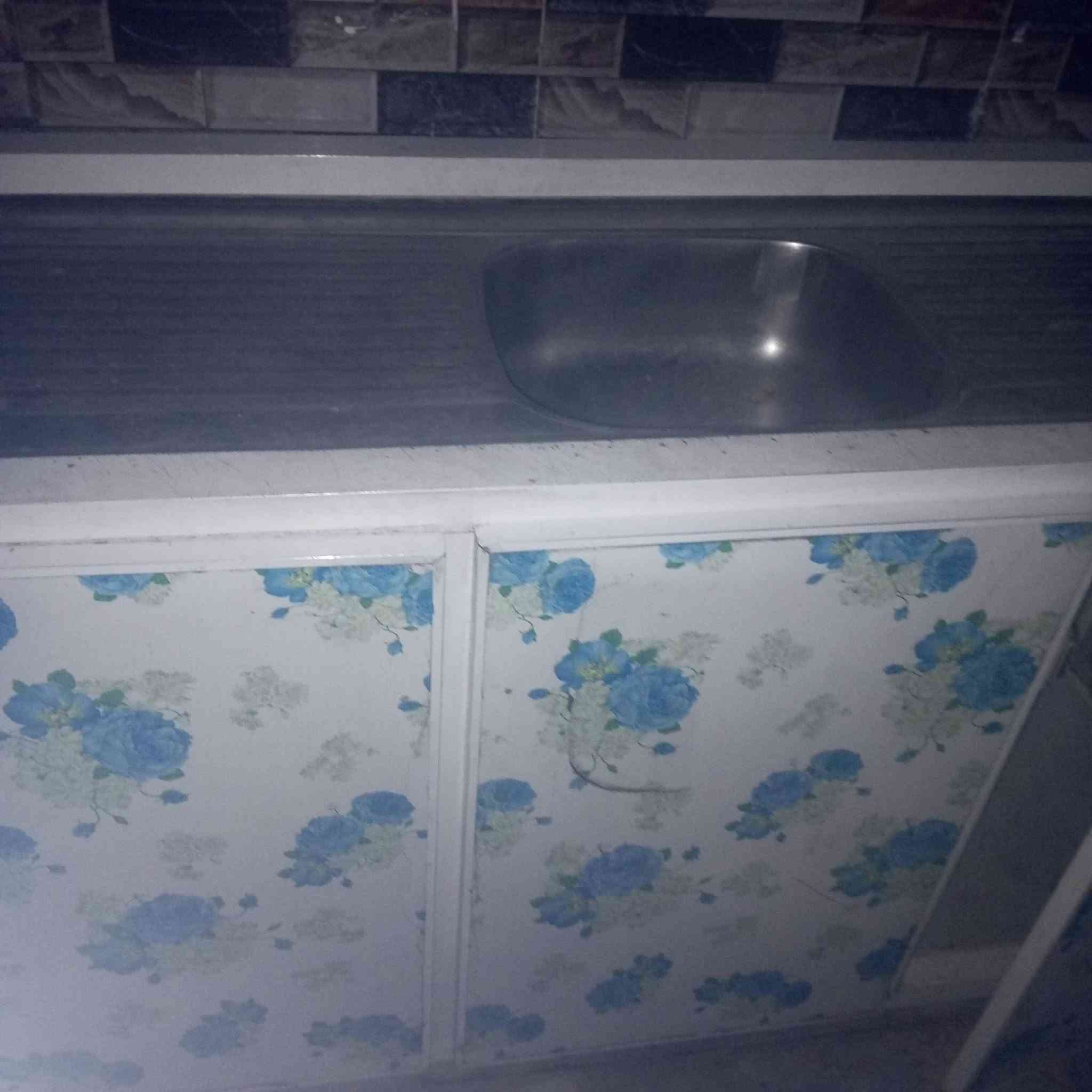 مرحبا للبيع سنك مترونص نظافه  مراسله أو ***********
