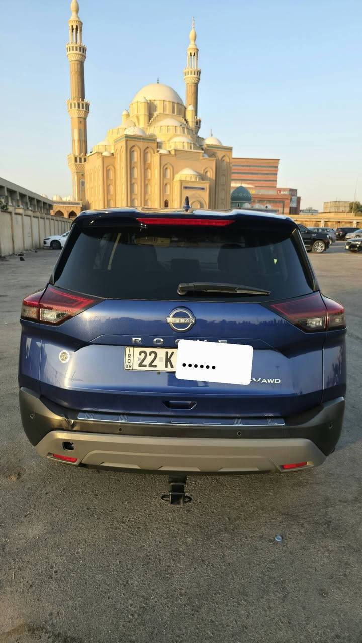 نیسان ڕۆگ 2023 SV
31 هەزار کیلۆمەتر ڕۆیشتووە 
یەک چاملغ بۆیاغە بەبێ داخیلی و بەتانە تەنیا ئێرباگی شان تەقیوە و سیستەم کراوەتەوە .
پێنج مۆدی لێخوڕین Auto ,ofrod,  ECO  Normal ,sport 
AWD دەبل ئەکسل 
مەکینە1,5 ی تۆڕبۆیە .
دەبڵ گێڕە (گێڕێک لەسوکانە )دەشبول  دووڕەنگ ، کوشین قوماش ی دووڕەنگ ، کامێرا پشتەوە تحدید سورعە شەغال ، ئۆتۆ
 لایتی پێشەوە لید و زینۆن 
ئەپڵ کاڕپلەی
 شاشە گەورە ، حەساس و ڕادار پێش وپشت ، پێش و پشتی سەیارە کەپسە لەسەر دەقی شەریکە ماوەتەوە ،
هەزەی سێ ڕۆژە کراوە 100ی هێناوە سەنەوی نوێیە دووتایەی پێشی تازە گۆڕاوە ، بێ کێشەیە و تەحویل و غەرامە بەشەرتە
نرخ :139 و هەندەک مەجال
