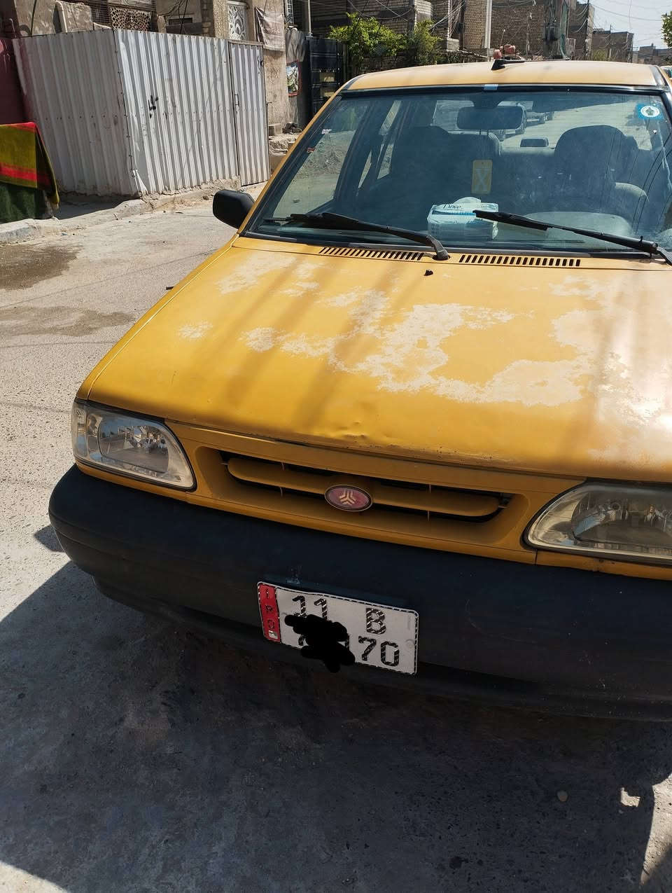 سلام عليكم سايبه لبيع مصفره هيه وغرامات رقم نكليزي سياره حلوه شوفت عينك بس لبنيد جارد تبريد شغال كهربايات شغاله كله اي نقص مابيه سعر 23 هاذا رقمي ***********
