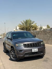 مكلف بالنشر !!!! السلام عليكم للبيع  🚙جيب كراند شيروكي   موديل 2021 فئ...