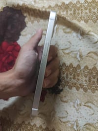 آيفون 13 • ١٢٨ • ما مفتوح