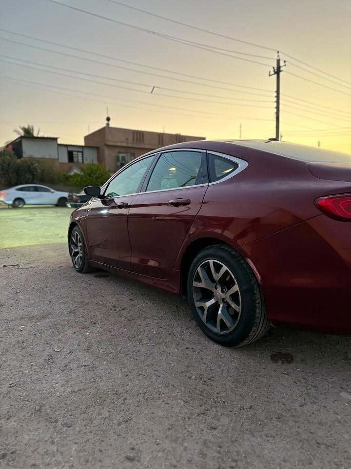 سلام عليكم كرايسلر c200
موديل 2015 مكينه 2400
سياره مصبوغه حزام اثر جراد 
حادثها من امريكا باب السايق والباب الورى 
حادث سطحي بدون دواخل 
والبنيد يحتاج اله صبغ 
سياره بأسمي شخصيأ رقم جديد هزه جديده 
تريد تحويل او وكاله 
مكاني البياع السعر 82
اتصال ***********
