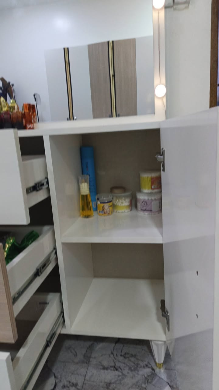 غرفة نوم تركية • ٧ قطع • نظيفة