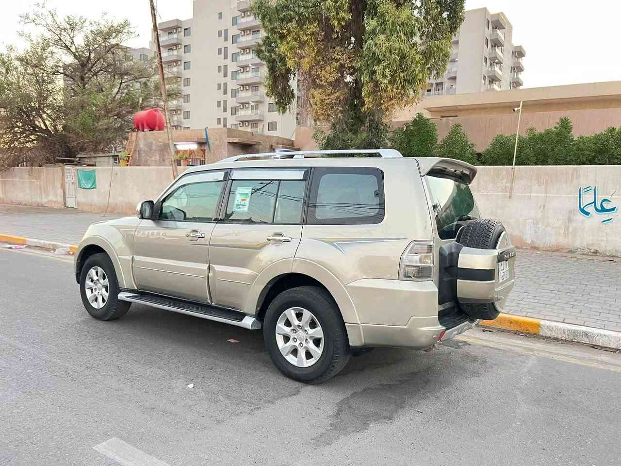 سلام عليكم باجيرو موديل 2009 سياره با اسمي مكفوله من الضربه والتبديل بيها صبغ قطعتين فقط بدون دواخل اثر جراد كير ومكينه مكفولات تخم تاير جديد صدر امامي خلفي جديد تبريد ثلج 3 قطع سياره 7 راكب كل نقص مابيها جاهزه ع آخر حبايه السعر 88 مكان بغداد البلديات وهاذا رقمي ***********
