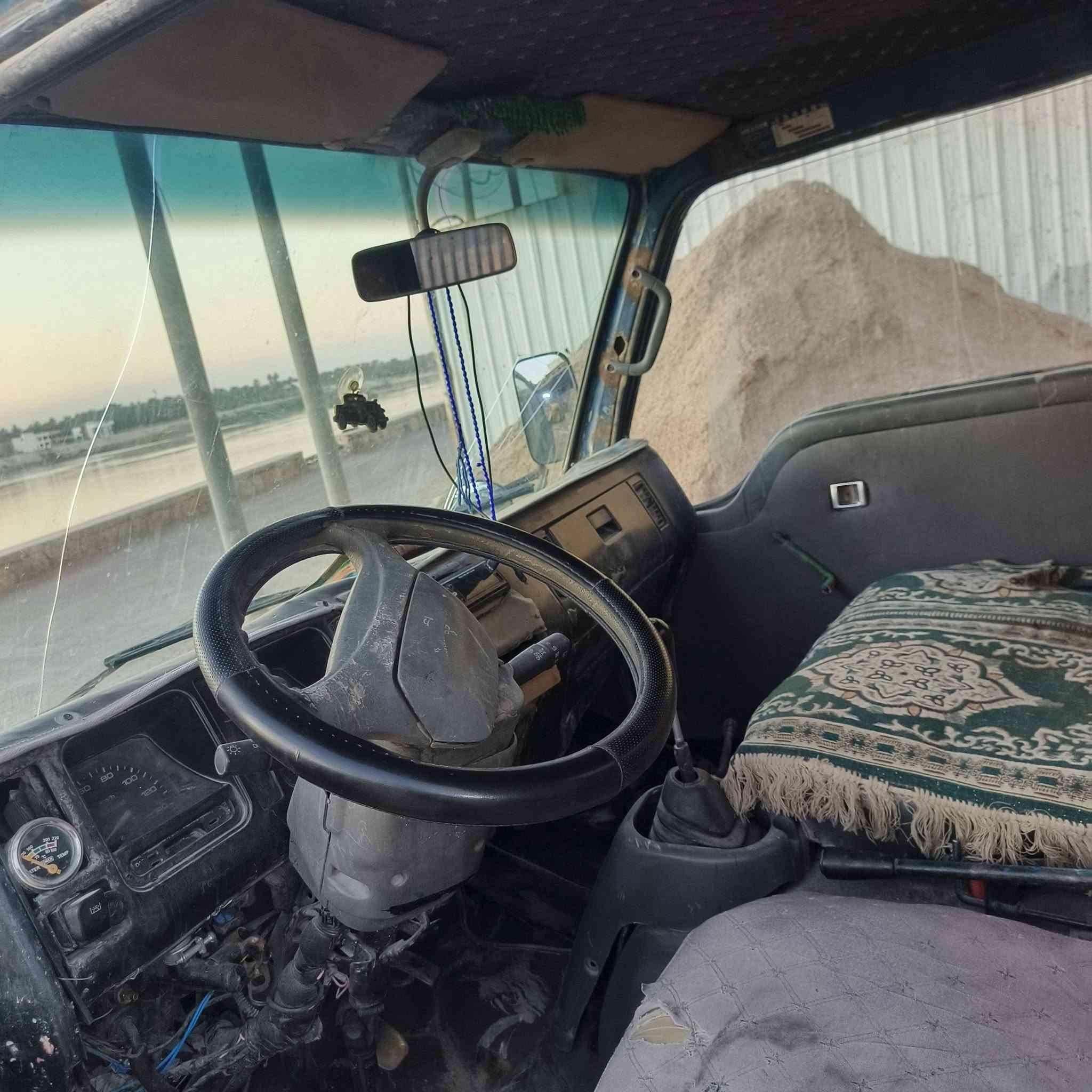 كنتر ماصدا للبيع 
موديل 1992
تخم تاير 
دبل شاصي 
محرج تجفيت جديد ولسياره علسحك 
شاصي مكفول 
اكسل كير محرك شرط 
بسمي تحويل ثاني يوم 
السعر 48 وبيها مجال 
***********
