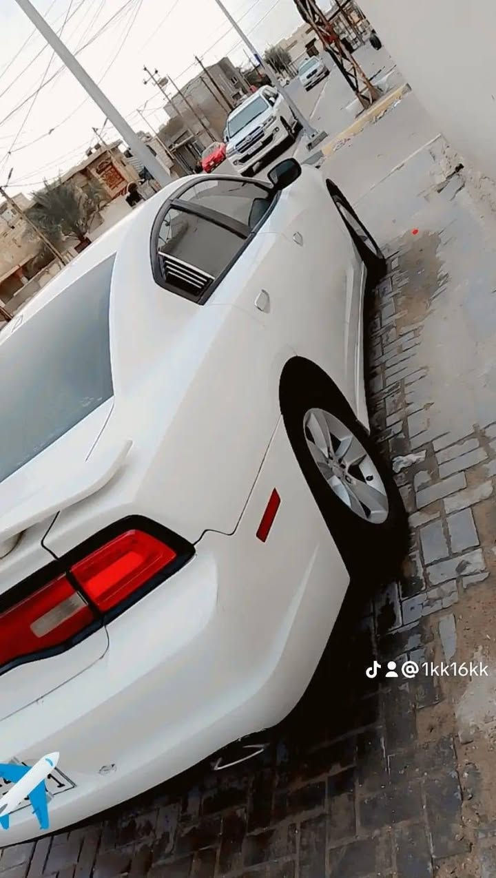 سلام عليكم جارجر موديل 2014 مكينه 3600 كصة جنطه شغلها مرتب درجه أولى متومه وجاهزه مكان السياره البصره القبله السعر 46 وبيها مجال حك الجيه مكلف بالنشر رقم صاحب السياره *********** اتصل وبالخدمه
