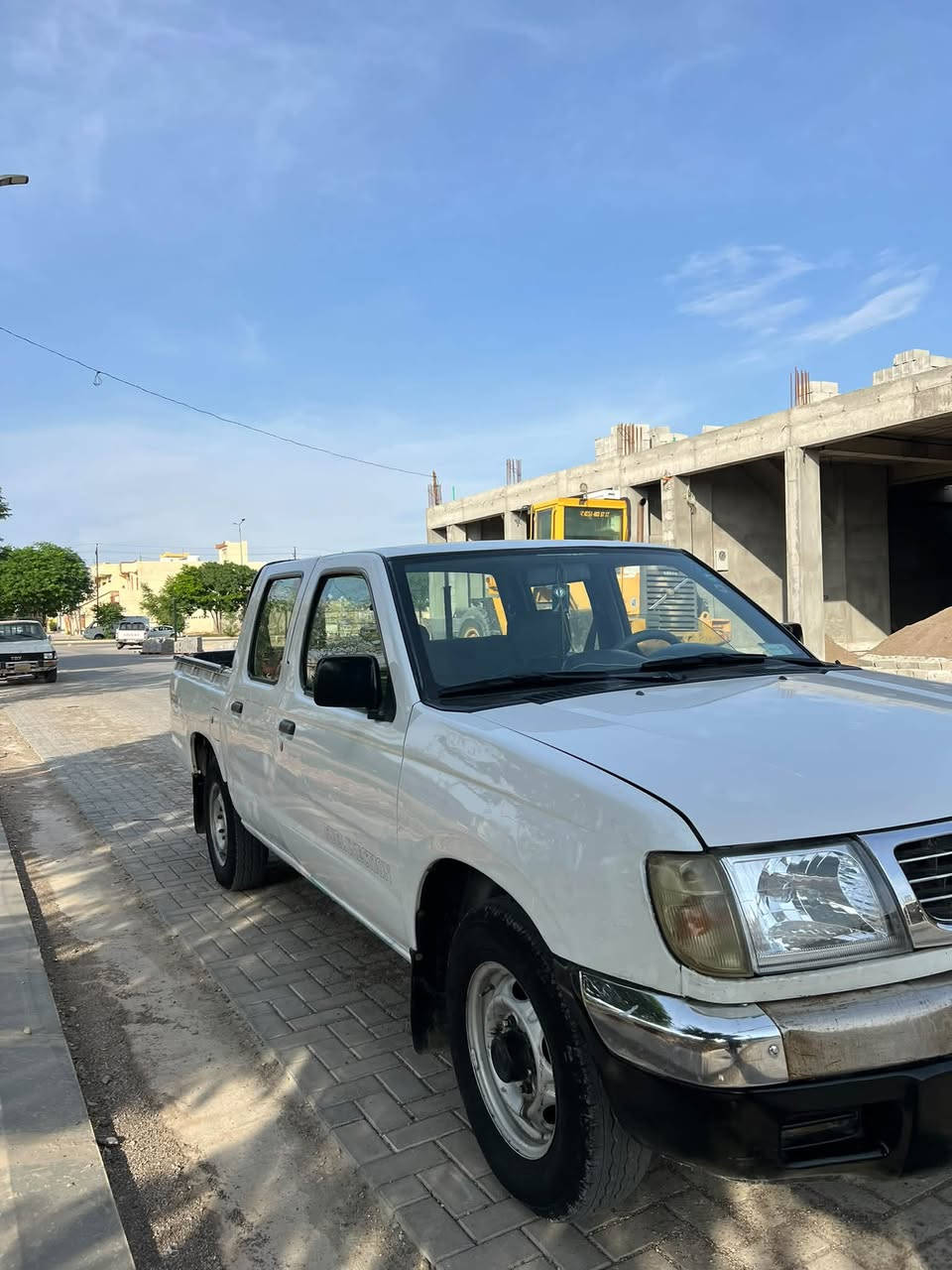 نيسان بيكاب • موديل ٢٠٠١ • نضيف ماكو مصاريف