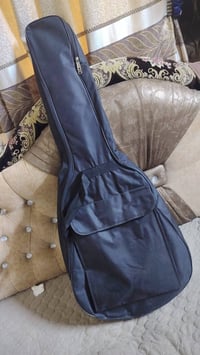 للبيع غراضو كامله جديد جيتار كهربائي (Electric Guitar) من إنتاج العلام...