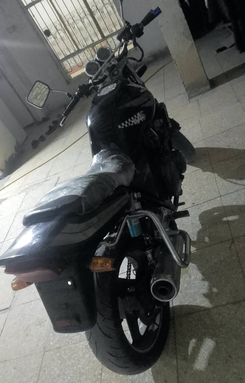 سيبي فور.  400 الجيل الأول. 16ولف.    أوراق أصولي . بيع مستعجل كلش. محتاز فلوسه عدي عمليه. الله يشهد.   ما متواجد خاص***********   وفدوه اذا بس تعامل لا تتصل وسعر رمزي لن مستعجل كلش محتاز فلوسه  سعره 9 ورقات.
