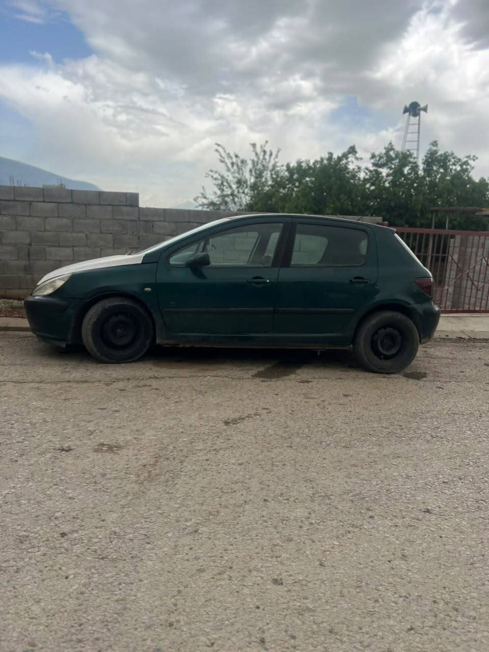 بيجو ٣٠٧ • اوتوماتيك • ٢٠٠٥