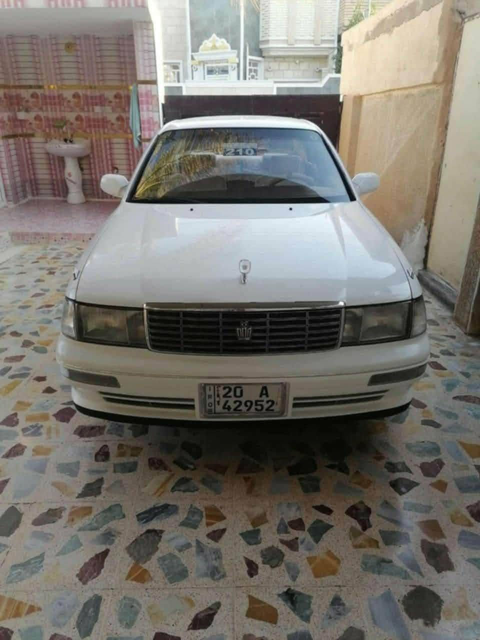 سلام عليكم بطه للبيع موديل 93 رقم انكليزي بسمي تحويل ثاني يوم مكفوله كفاله عامه من صيغ ولكص ونقل تبريد ثلج سياره فول فصل محرك كير اكسل مكفولات تخم تاير كهربائية فول رقم ديالئ مكاني بغداد النهروان مكلف بل نشر سعر 65 وبيه مجال ***********
