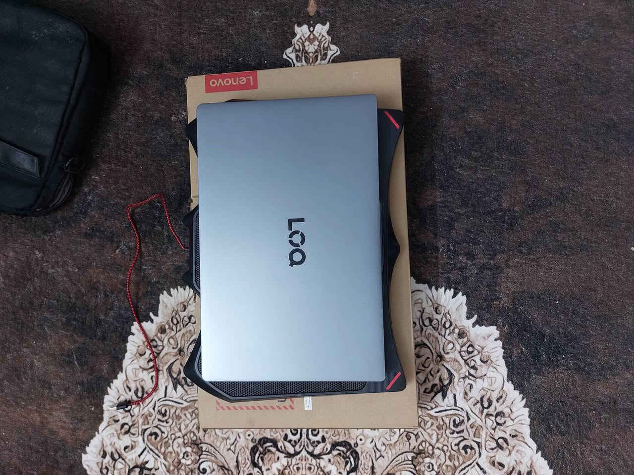 لابتوب لينوفو LOQ 15IAX9E نظافة ٩٩
المعالج (CPU): Intel Core i5-12450HX بسرعة 2.4 جيجاهرتز.
​ذاكرة الوصول العشوائي (RAM): 16 جيجابايت.
​وحدة التخزين (Storage): قرص SSD بسعة 512 جيجابايت.
​كارت الشاشة (GPU): NVIDIA GeForce RTX 2050 B.
​الشاشة (Display): مقاس 15.6 بوصة بدقة FHD (1920x1080).
​نظام التشغيل (OS): بدون نظام تشغيل (NO OS).
​اللون: رمادي (LUNA_GREY).
​اسم الموديل: LOQ 15IAX9E.
سعر ٨٠٠ بيه مجال بسيط العنوان بغداد
***********

