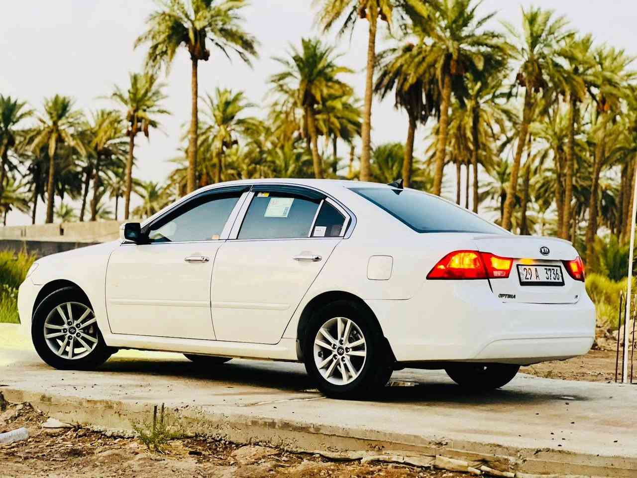 السلام عليكم
للبيع كيا اوبتما موديل 2009خليجي رقم واسط انكليزي...سنويه 2031 هزه وفحص جديد 
السياره فول مواصفات وجاهزه من كلشي...بيهه قطعتين رش بدون تبديل بدون دواخل... العنوان بابل الشوملي السعر \\108\\***********
