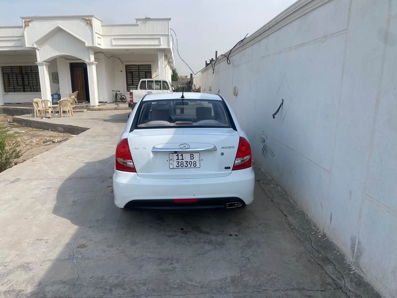 اكسنت • ٢٠١١ • فول مواصفات