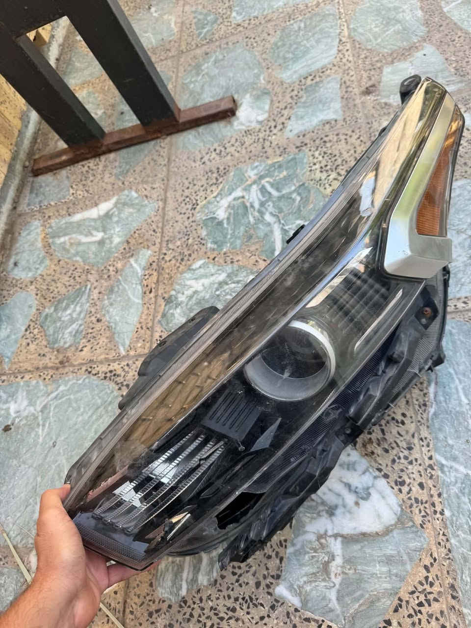 ل سلام عليكم لايت ايسر مال فورتي 23 اصلي مو تجري بس كسر مثل ماوضح بل صور. سعر 70 بي مجال قليل مكان كربلاء ***********

