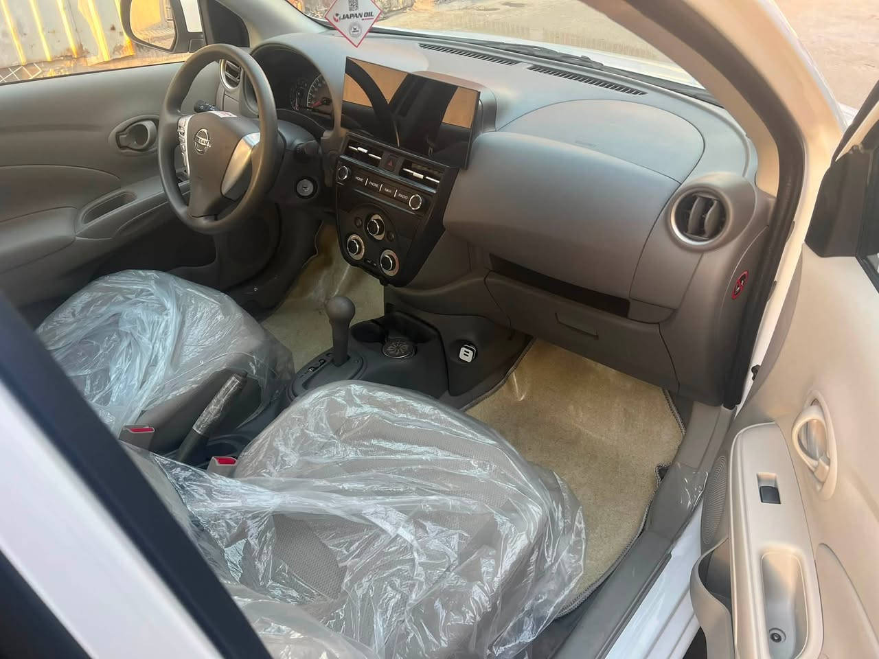 سني هندي ٢٠٢٥ بيه بنيد مبدل ماشيه ١٤ قبل جانت مكفوله مبدل بيه بنيد اصلي وبيه بارد بلجاملغ قليل مامبين رقم اربيل مكان السياره بغداد الزعفرانية ***********
