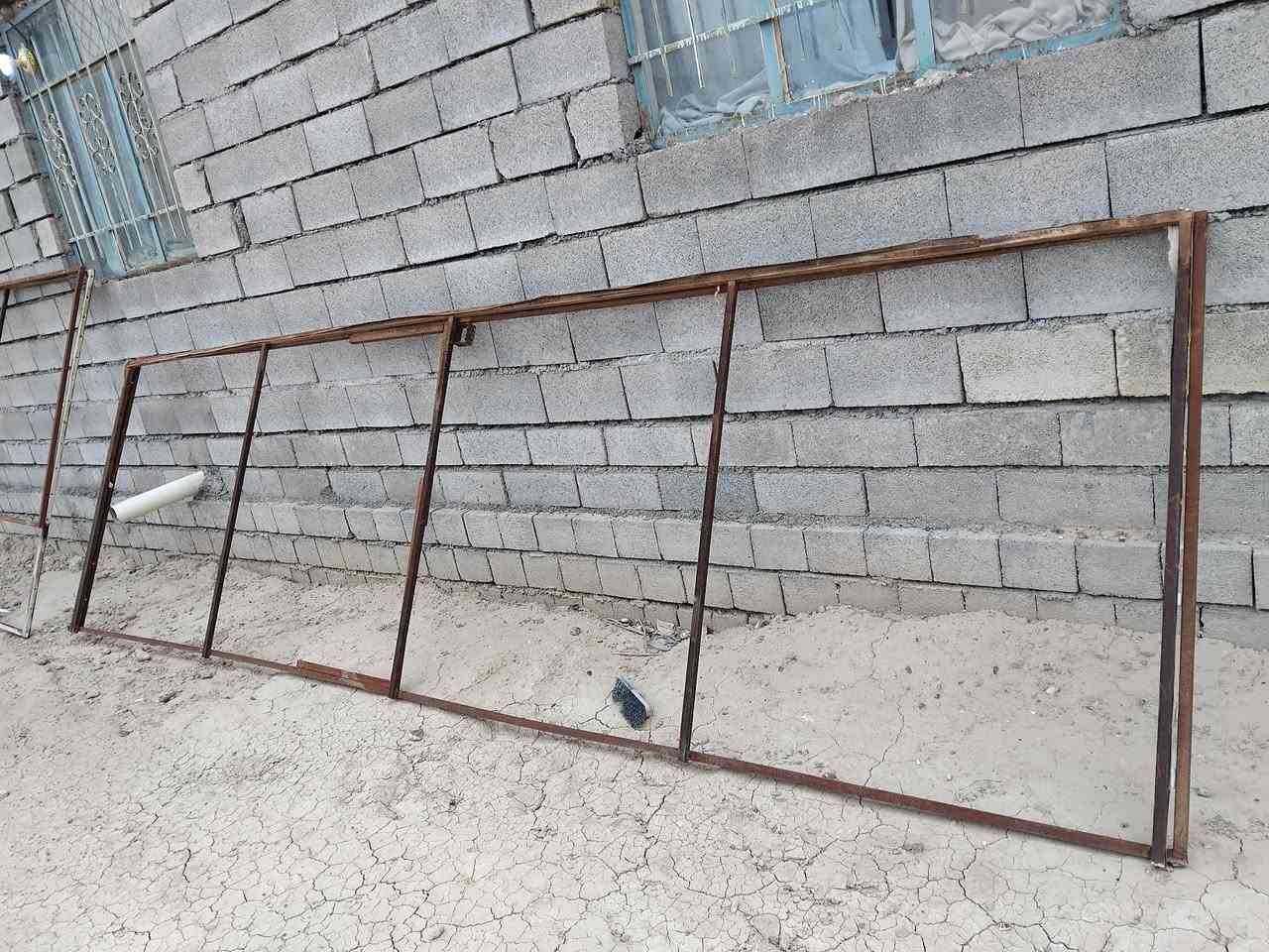 حديد سقيفة • ٦ قطع • شباك حديد ثقيل