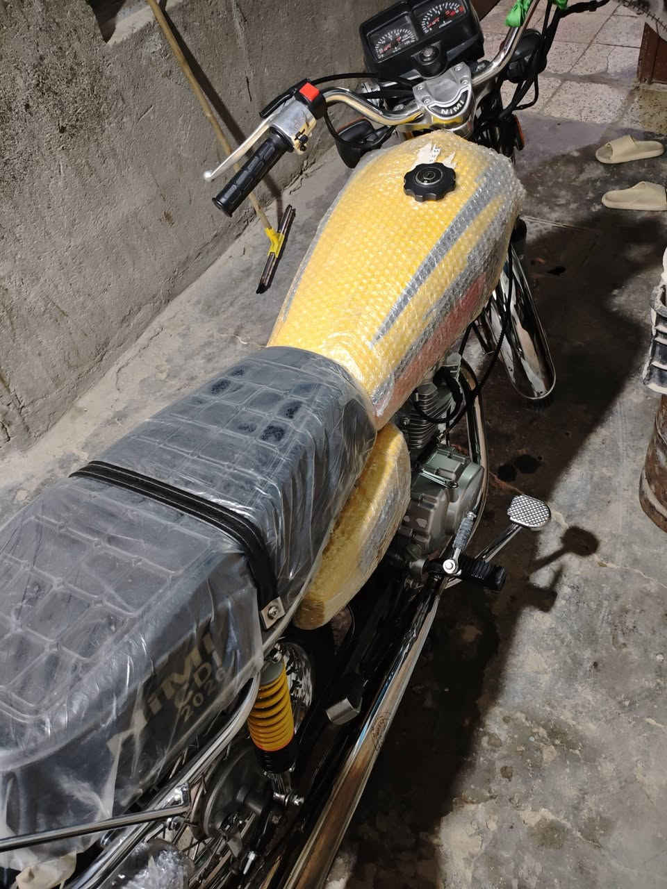 سلام عليكم نامه امتياز موديل2027 صرلها طالعه من الوكيل 3 اشهر نضيفه الدراجه كلش👍  سعرها 775 التواصل عله هاذه الرقم ***********
