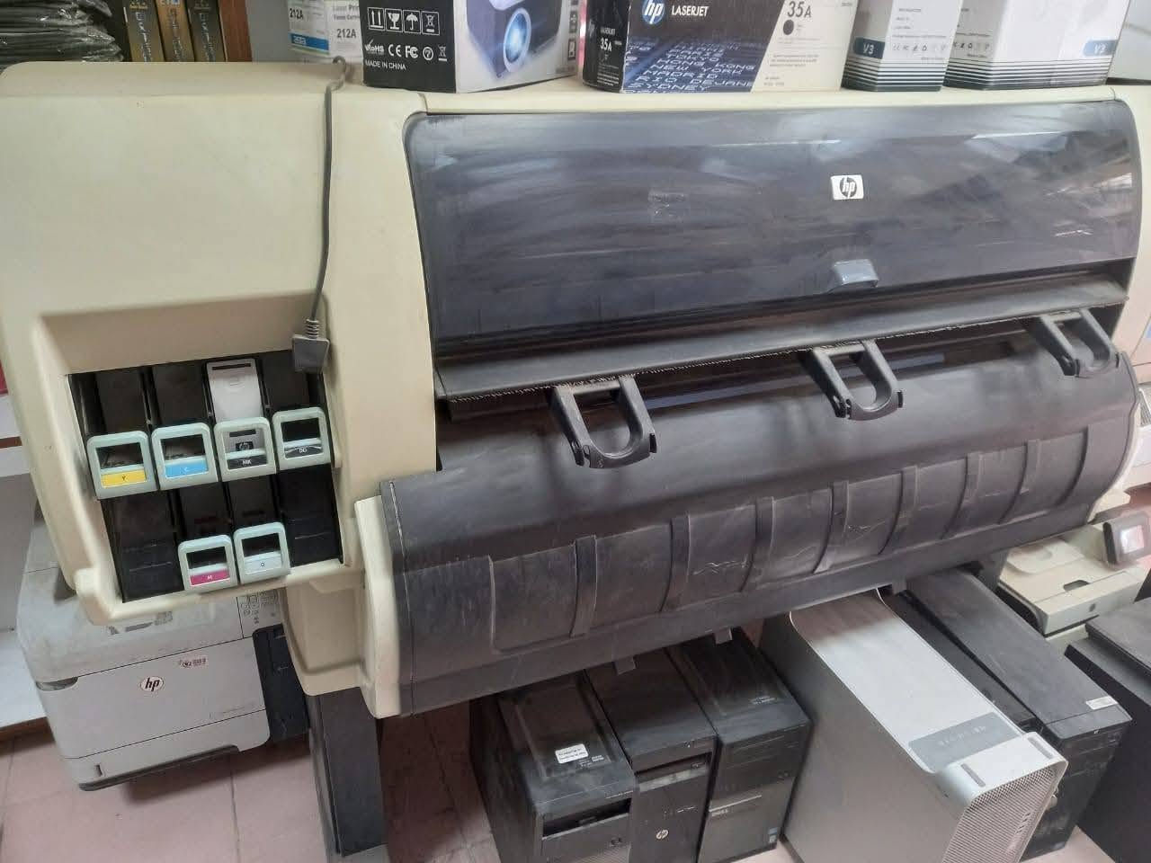 السلام عليكم
بلوتر hp T7100
القايش مكطوع ومتروكة صارلهة سنة
ابيعهة سكراب
100 الف عراقي
***********
***********
واتس اب بالرقمين
عنواني اربيل شارع سلطان مظفر
