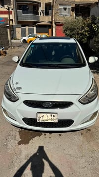 اكسنت 2012بلو  مكينه1600 دبل قطره خليجيه بدون صبغ بس طخه اكو بل جنطه ف...