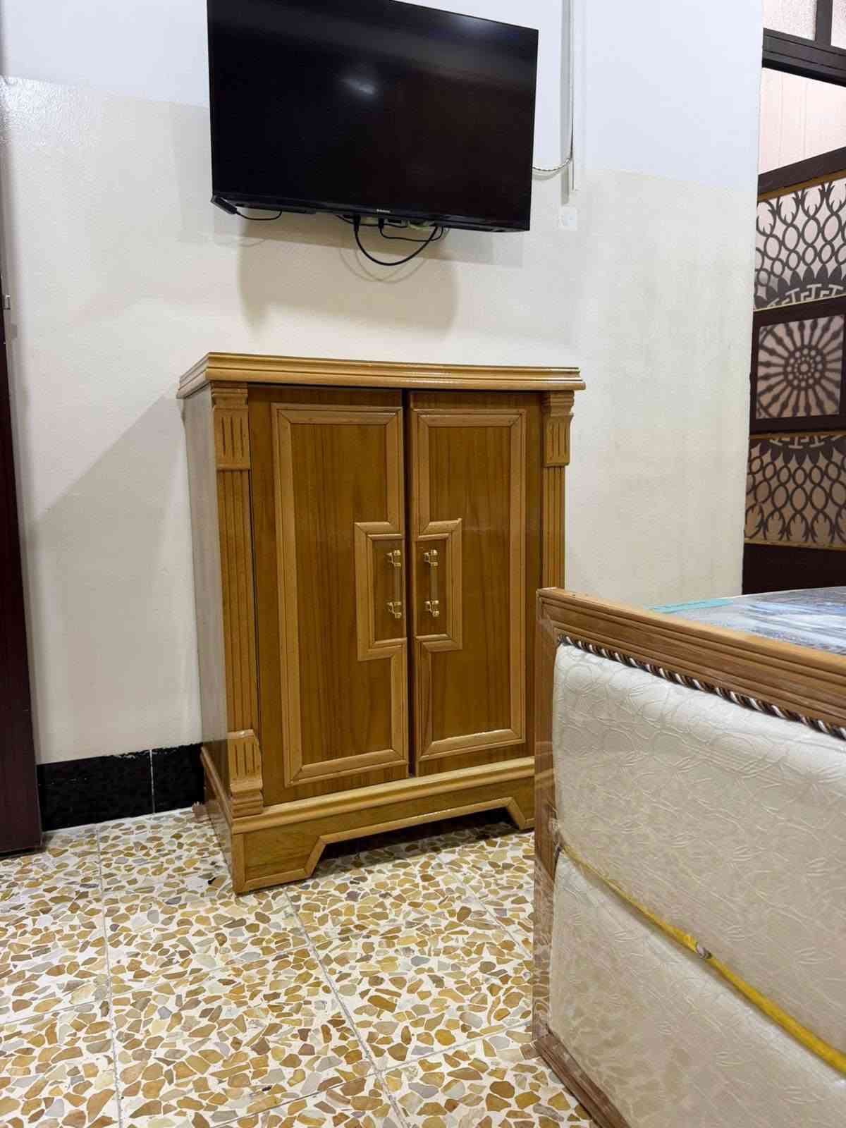 للبيع • بالتقسيط • غرفه اخشاب