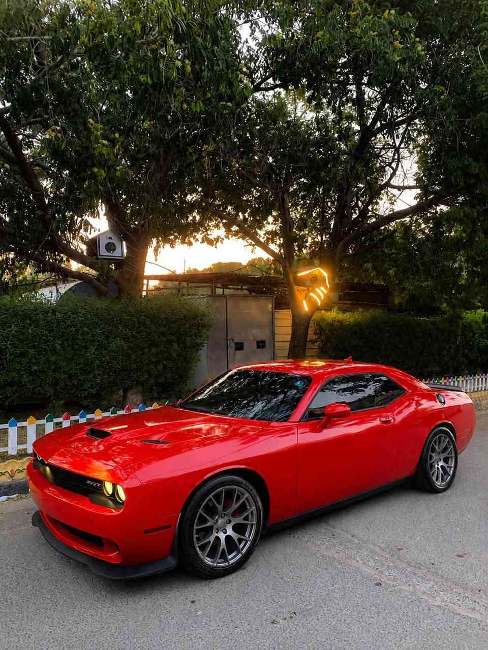 السلام عليكم 

جالنجر sxt2016 

محدث كامل هلكات 

ماشية 160 الف 

رقم بغداد بسمي 

بيها قطعة صبغ

رايدها ب ب ١٣٠ ورقه 

مكاني بغداد كرخ 

***********  

 سياره جاهزه من كلشي
