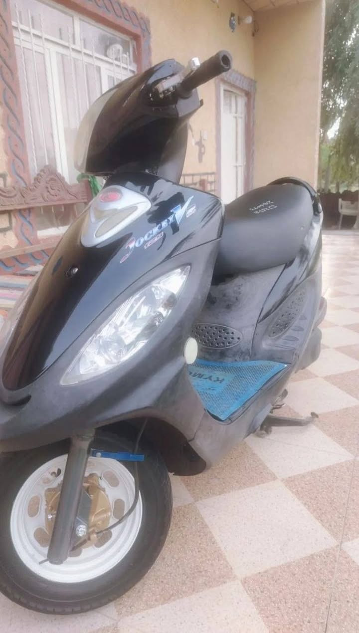 دراحه كامكو مكفوله كفاله عامه موديل13دراجه احله من صورا السعر850وبيه مجال لشراي المكان رفاعي رقم/***********
