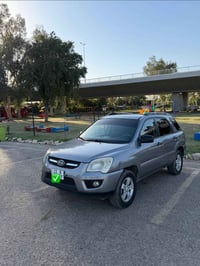 KIA SPORTAGE (وارد خليجي) الموديل :-2009 عداد المسافة :.205000كم لوحات...
