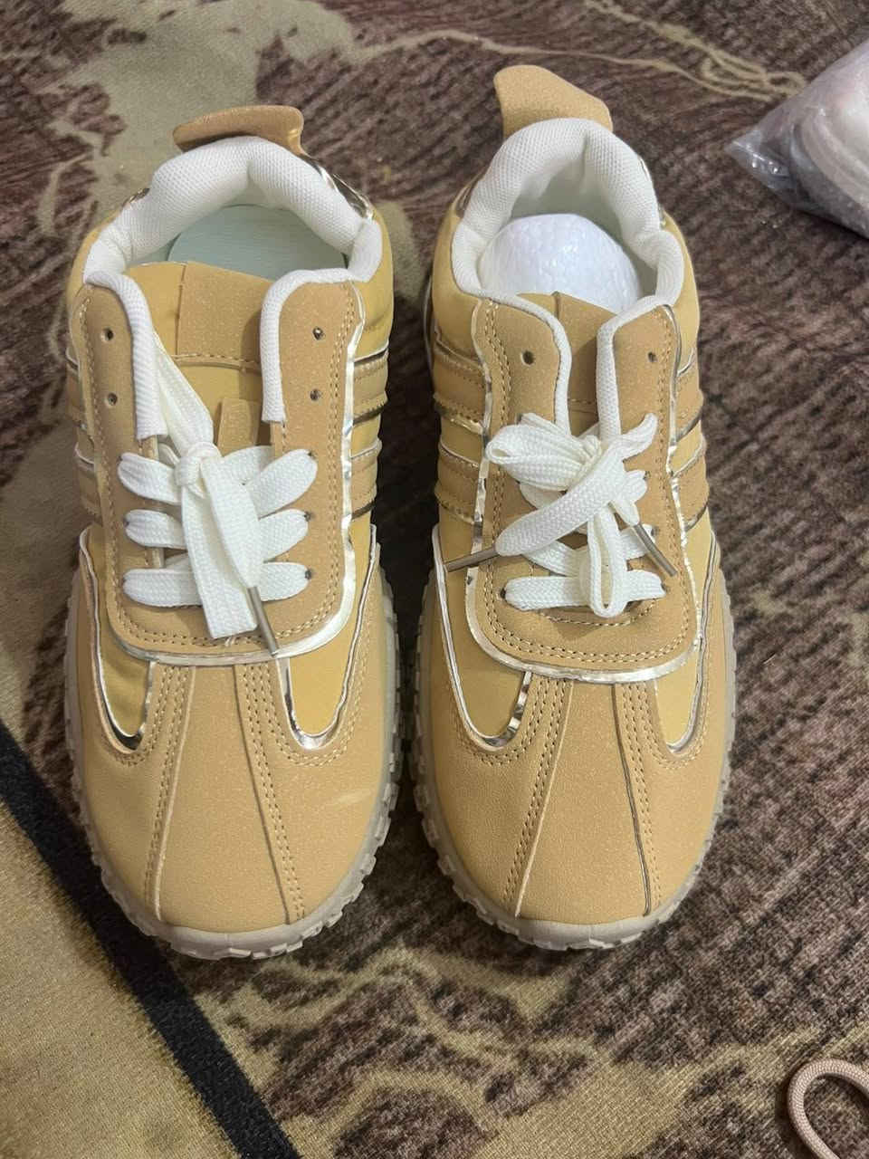 شلعه احذيه جمله بسعر مناسب جدا 
للحجز والاستفسار***********
