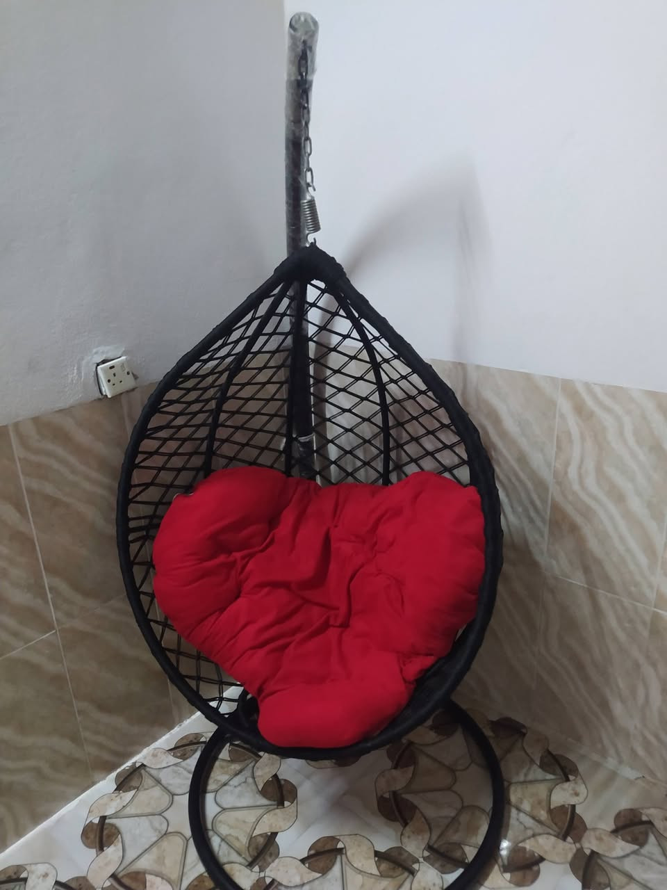 للبيع جديده طك حجم كبير  السعر 90 وبيها مجال ***********
