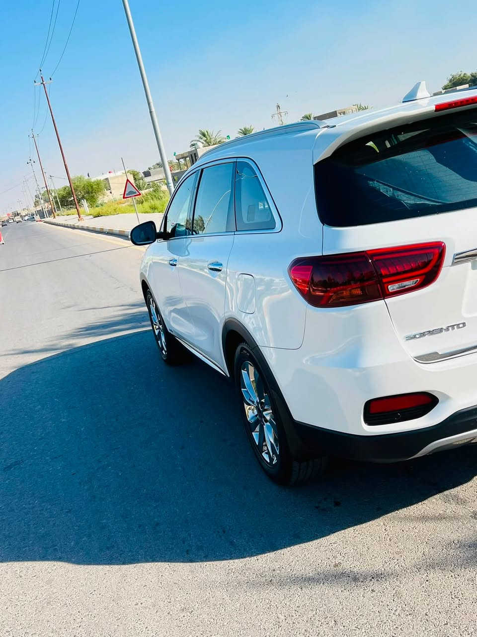 السلام عليكم سورنتو موديل 2019 شكل 2020 فول مواصفات 
عداد 28 سياره اخت الزيرو

الاستفسار ***********
