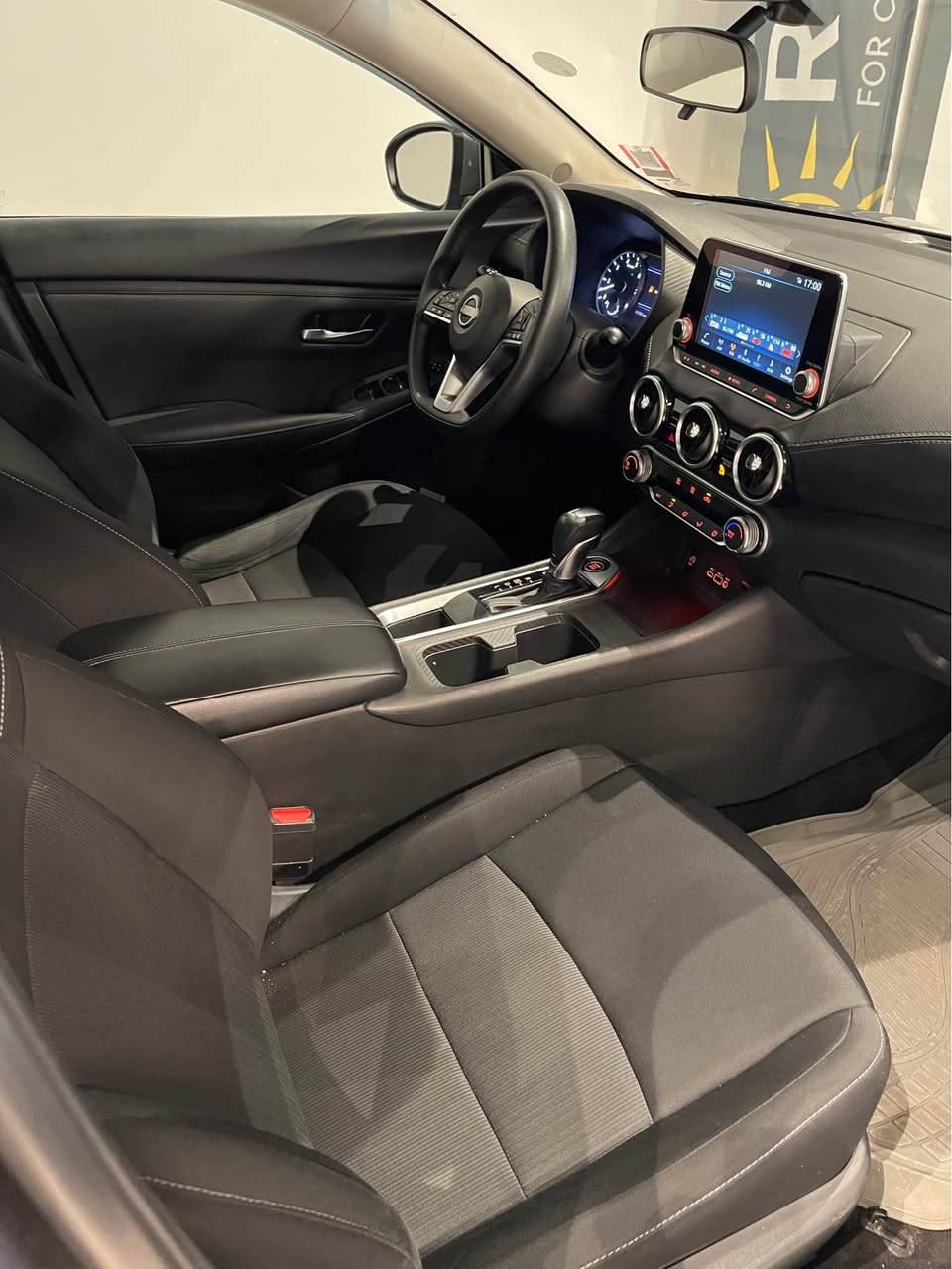 Nissan Sentra 2024 SV
پێش و پشتی کەپسە - ئێرباگی بەس شان تەقیوە
دوو پارچەی بۆیاخە - چاملخوخی دواوە لەگەڵ دەرگا
سەیارەکە ٢٨ هەزار مایل ڕۆشتووە -  هەتا بڵێی تازەیە 
ڕەقەم هەولێرە - تحویل و غرامە بەشەرت - شوێن سلێمانی

‏3N1AB8CV5RY315953

***********
***********

نیسان سینترا مودیل ٢٠٢٤ مواصفات اس فی 
سیارە بجم کبس - ارباکا بس تکمە طاک - 
قطعطین صبوخ - باب و جاملخ خلفی سکن 
ماشیە ٢٨ الف میل - سیارە رقم اربیل - تحویل و غرامە بشرط
مکان سیارە سلیمانیە شرکە روجماک 

‏3N1AB8CV5RY315953
***********
*********** السليمانية, العراق
